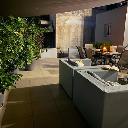 Apartamento Cozy With Large Private Terrace